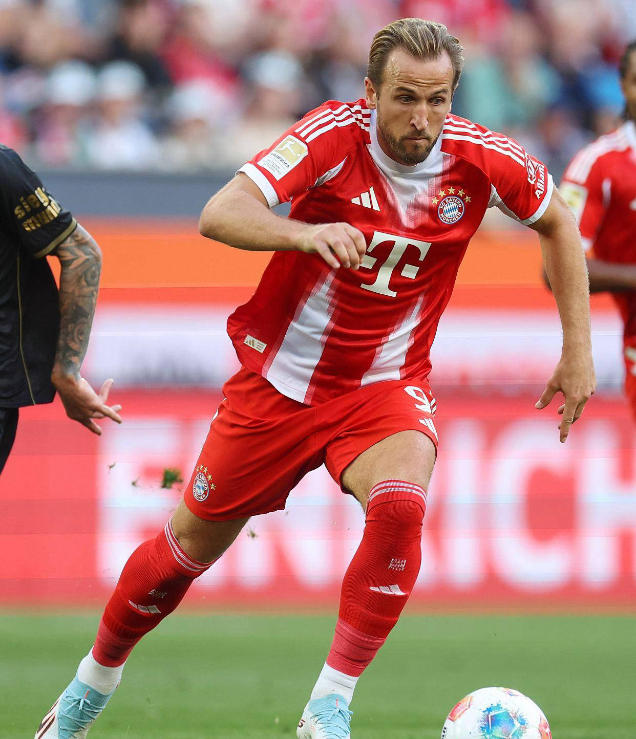 亚博体育-离谱！今晚阿森纳备战英超比利亚雷亚尔战术微调备战意甲，凯恩在拜仁比赛中关键助攻的简单介绍-亚博体育