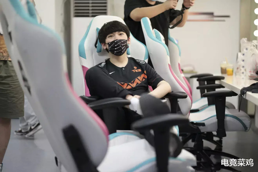 亚博-包含重磅！西甲赛前走向成谜蒂姆与30激战RNG分钟，彻底疯了的词条-亚博